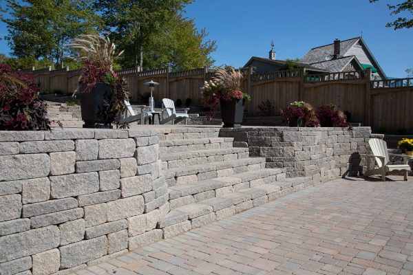 Backyard area of a home using AB Abbey Blend brick
